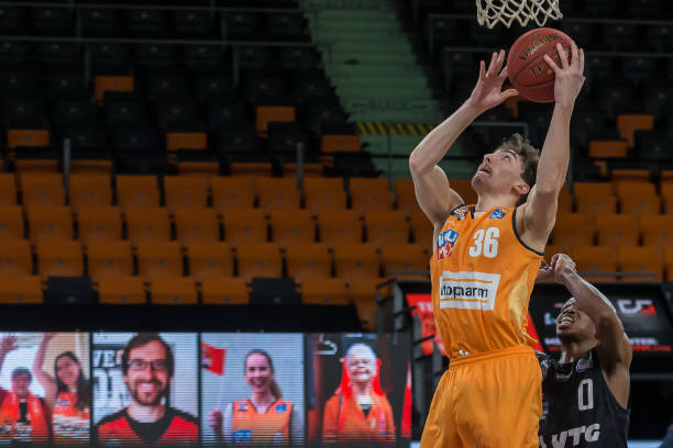 战斗至最后 战斗至最后